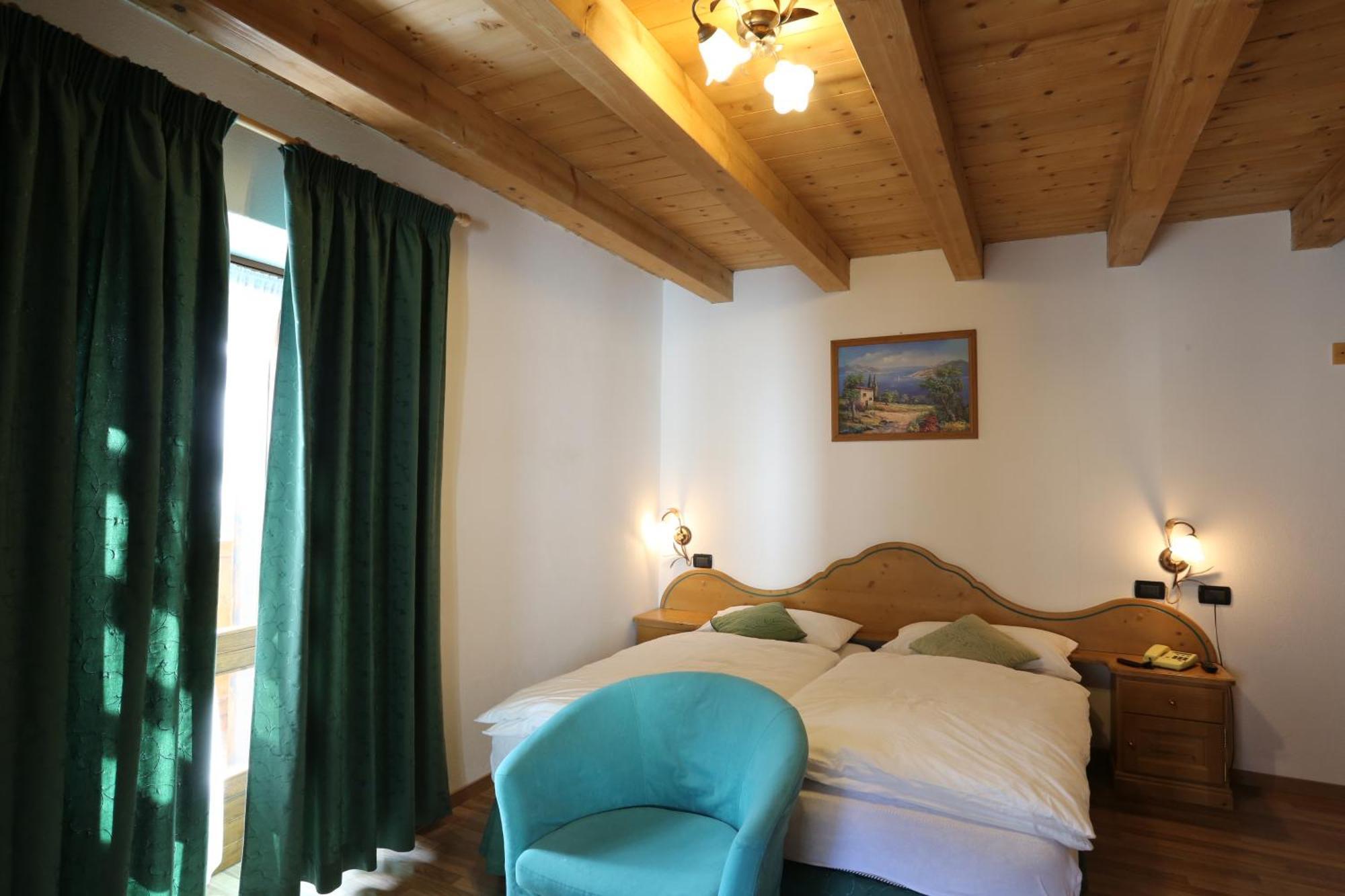 Albergo Centrale Forni di Sopra Pokoj fotografie
