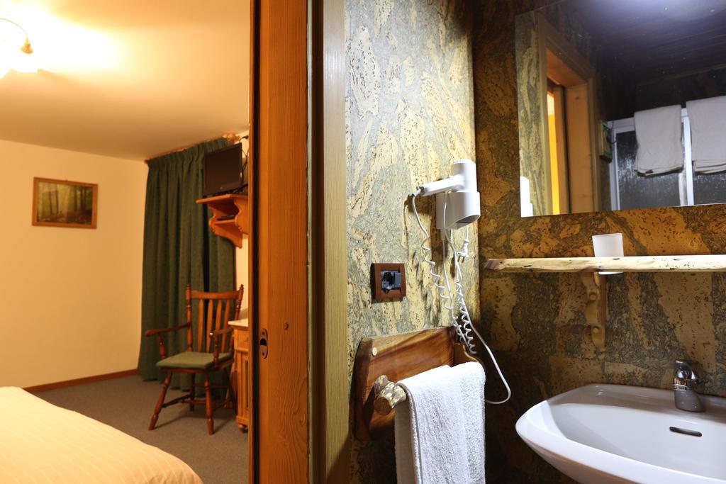 Albergo Centrale Forni di Sopra Exteriér fotografie